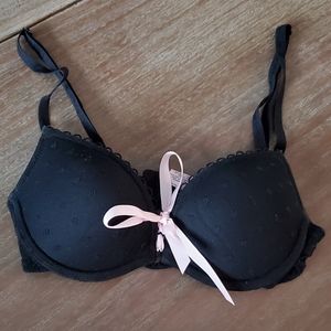 Victoria's Secret Bra 32B